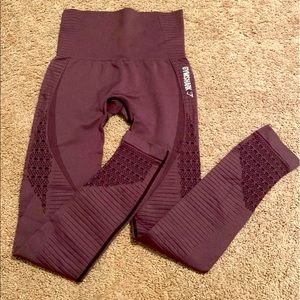 SOLD ON MERC Gymshark seamless leggings